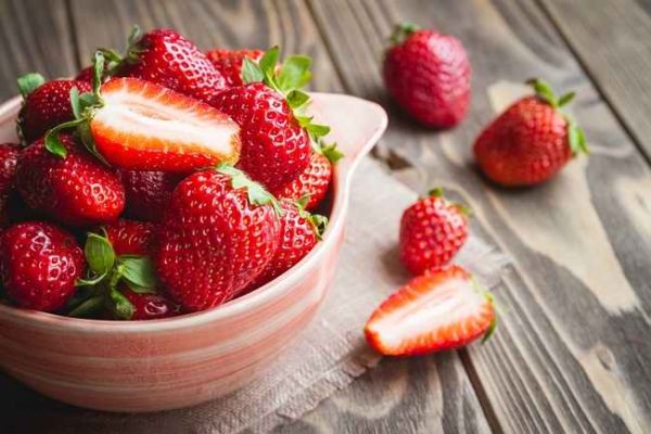 Keajaiban Buah Stroberi: Khasiat dan Manfaat yang Menakjubkan