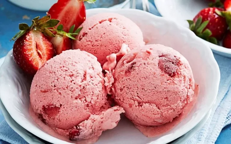 Rasa Es Krim Keju Strawberry: Nikmatnya Manis dan Asam