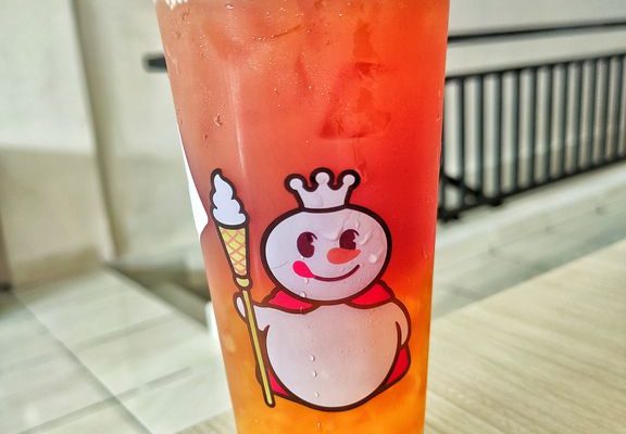 Menikmati Kesegaran Minuman Peach Earl Grey Tea yang Lezat